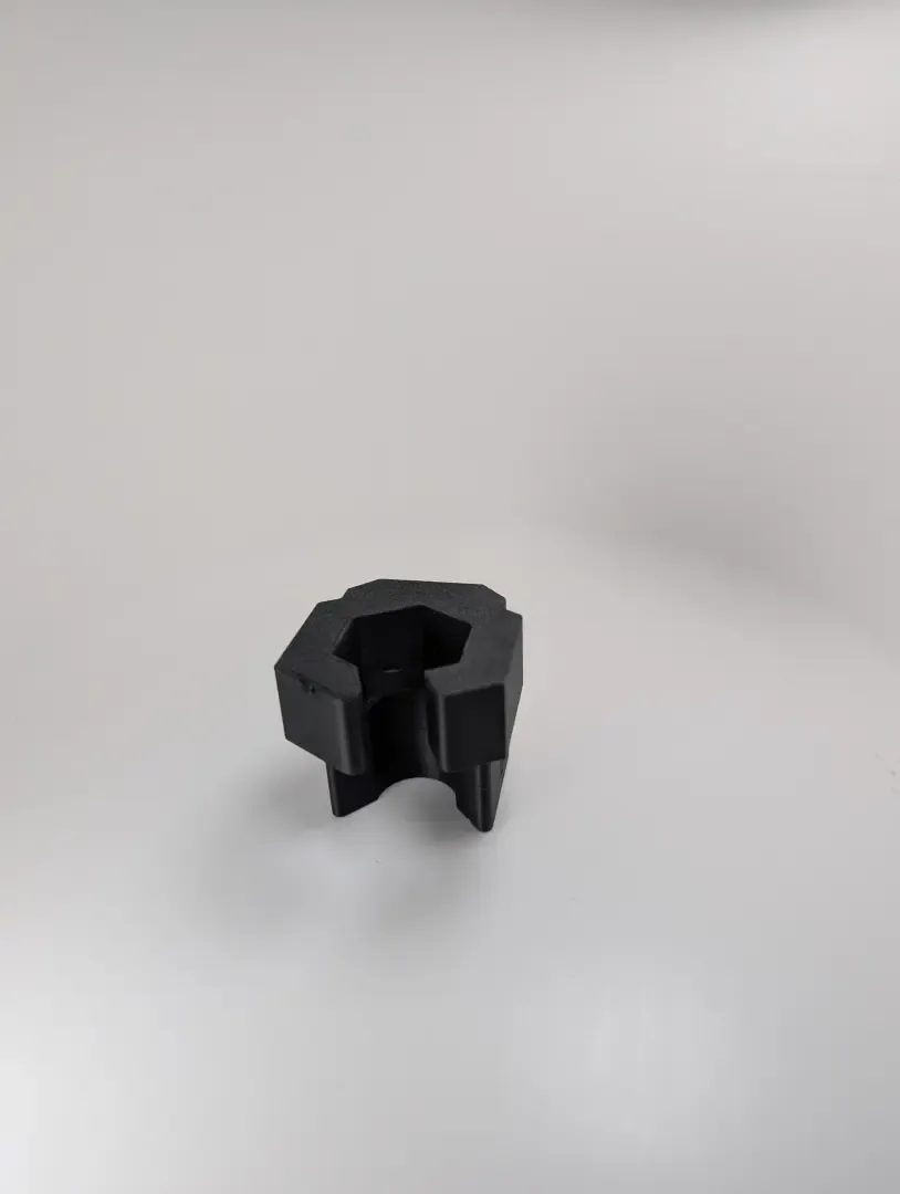 CarbSocket top right iso